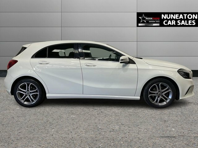 Mercedes-Benz A Class 1.6 A200 Sport Edition Hatchback 7G-dct DA18DMX White #2