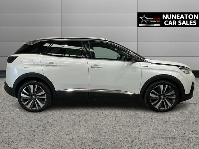 Peugeot 3008 1.2 Puretech Gt Line Premium Suv CE69WBU White #2
