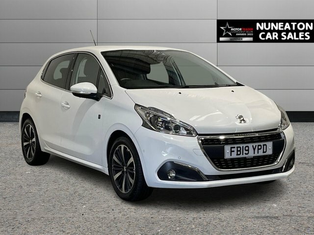 Peugeot 208 1.2 Puretech Tech Edition Hatchback Man White