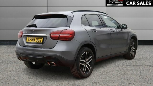 Mercedes-Benz GLA Class 1.6 Gla180 Gpf Urban Edition Suv 7G-dct SP69OGZ Grey #3