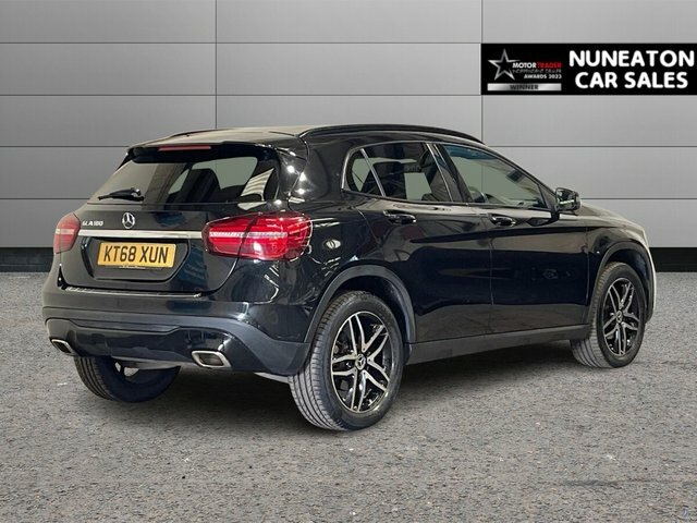 Mercedes-Benz GLA Class 1.6 Gla180 Urban Edition Suv 7G-dct Eur KT68XUN Black #3