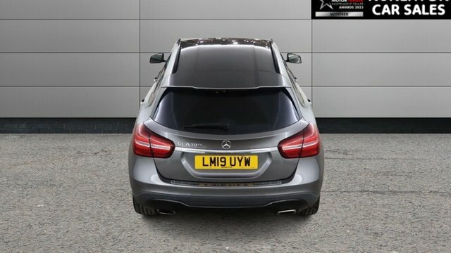 Mercedes-Benz GLA Class 1.6 Gla180 Urban Edition Suv 7G-dct Eur LM19UYW Grey #4