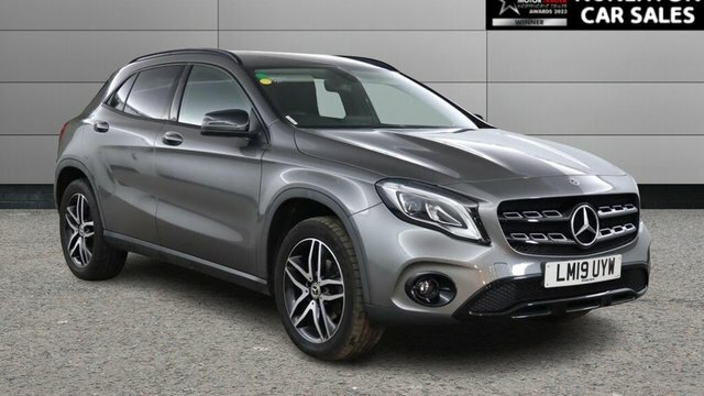 Mercedes-Benz GLA Class 1.6 Gla180 Urban Edition Suv 7G-dct Eur Grey
