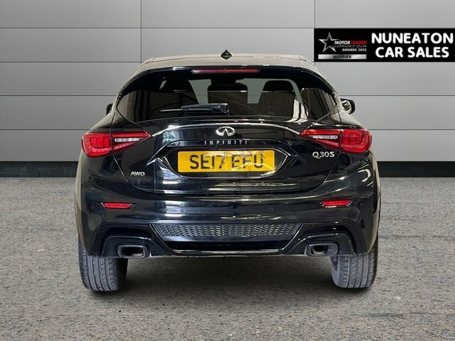 Infiniti Q30 2.0T Sport Hatchback Dct Awd Euro 6 S Black #4
