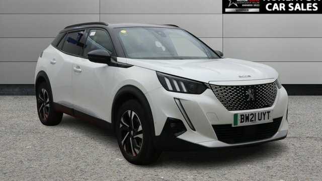Peugeot e-2008 50Kwh Gt Suv 136 Ps White