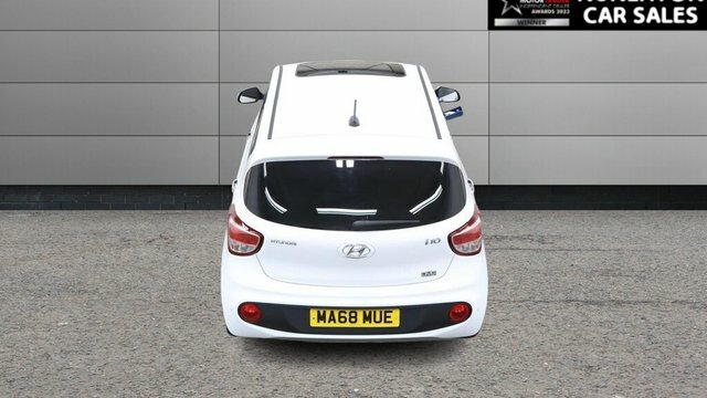 Hyundai I10 1.2 Premium Se Hatchback Euro 6 MA68MUE White #4