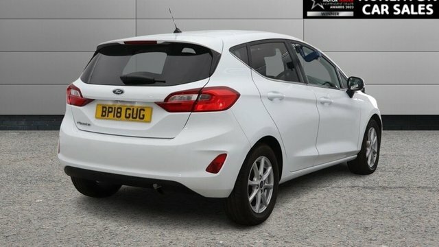 Ford Fiesta 1.1 Ti-vct Zetec Hatchback Euro White #3