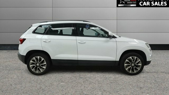 Skoda Karoq 1.0 Tsi Se Drive Suv Euro 6 Ss White #2