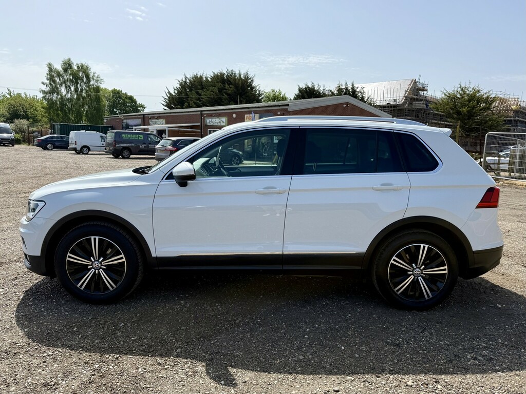 Volkswagen Tiguan 2.0 Tdi Bluemotion Tech Se Navigation 2016 BC16EDP White #4