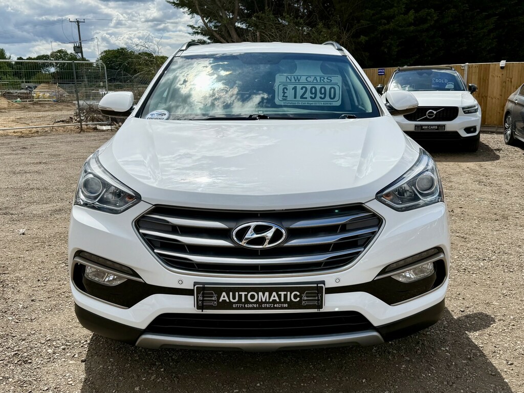 Hyundai Santa Fe 2.2 Santa Fe 7-St 2.2 Prm Bd At My16 2017 White #2