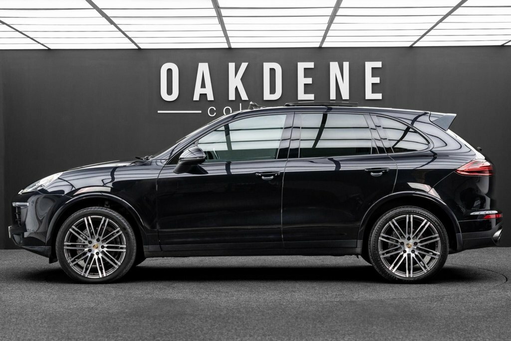 Porsche Cayenne 3.0 Td V6 Platinum Edition Tiptronics 4Wd Euro 6 RF67NXX Black #3