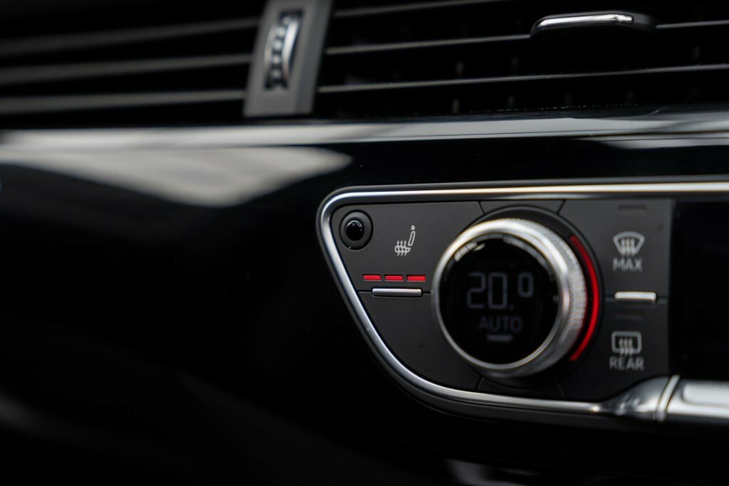Audi RS4 Avant Sport Edition Black #10