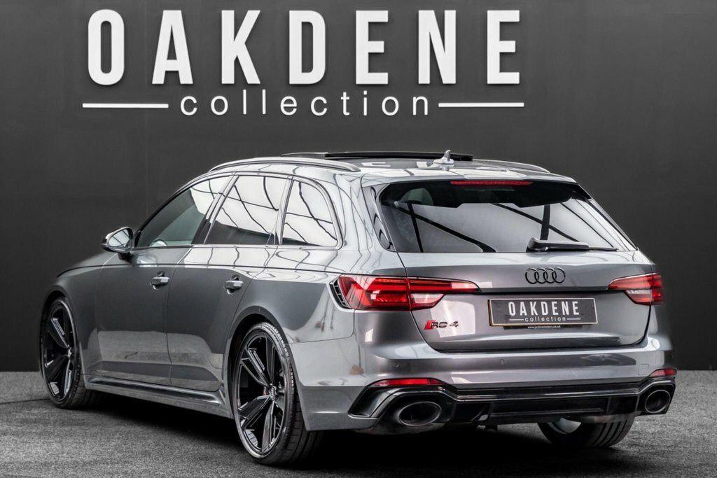 Audi RS4 Avant Sport Edition Black #5