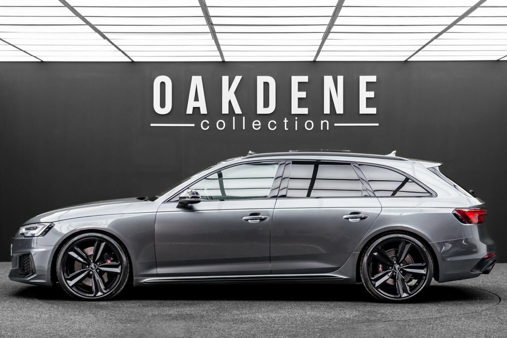 Audi RS4 Avant Sport Edition Black #3