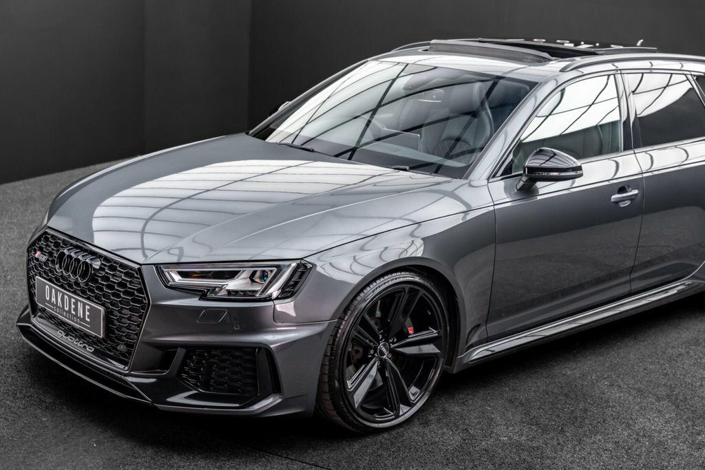 Audi RS4 Avant Sport Edition Black #11