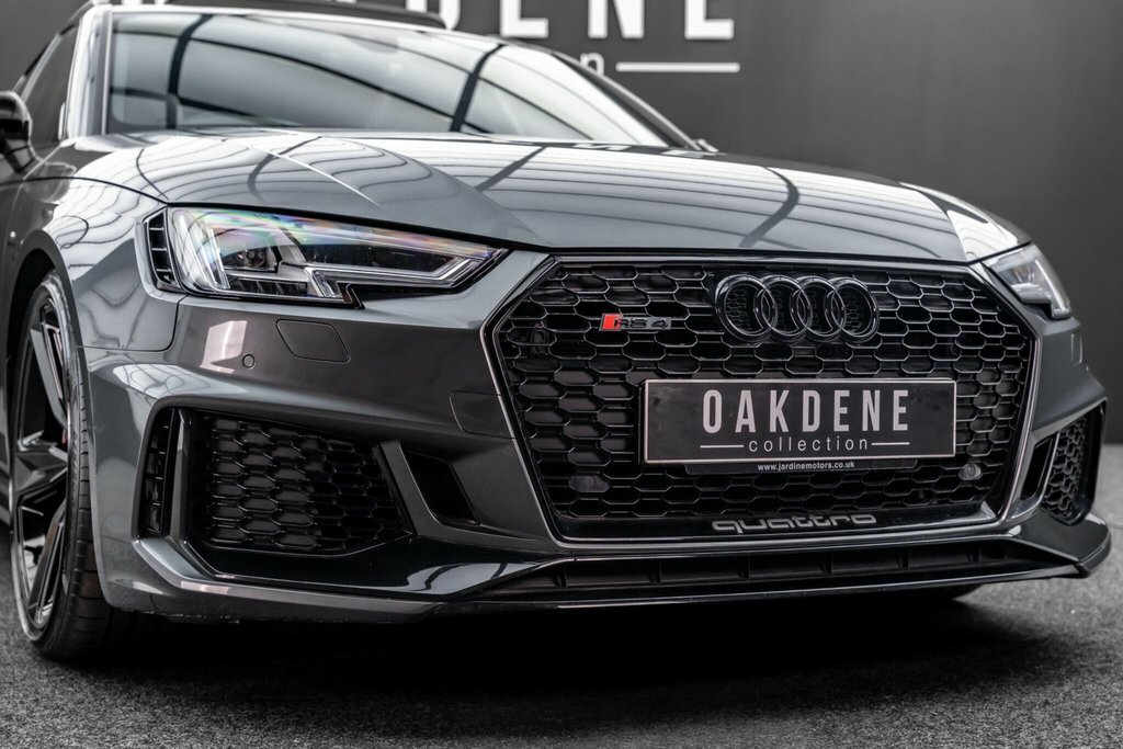 Audi RS4 Avant Sport Edition Black #36
