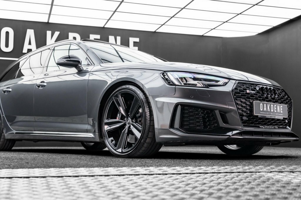 Audi RS4 Avant Sport Edition Black #17
