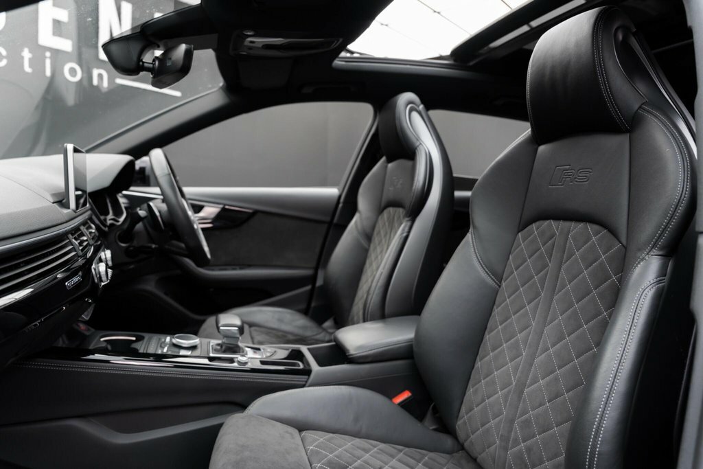 Audi RS4 Avant Sport Edition Black #2