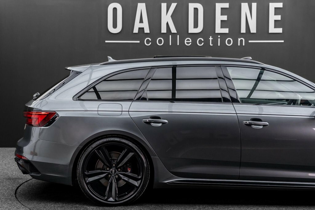Audi RS4 Avant Sport Edition Black #40