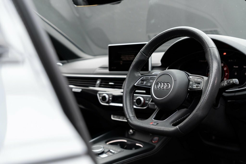 Audi RS4 Avant Sport Edition Black #31