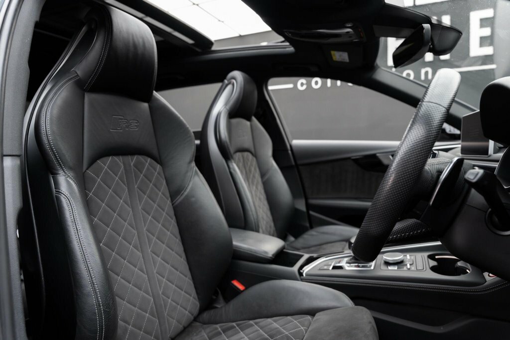 Audi RS4 Avant Sport Edition Black #8