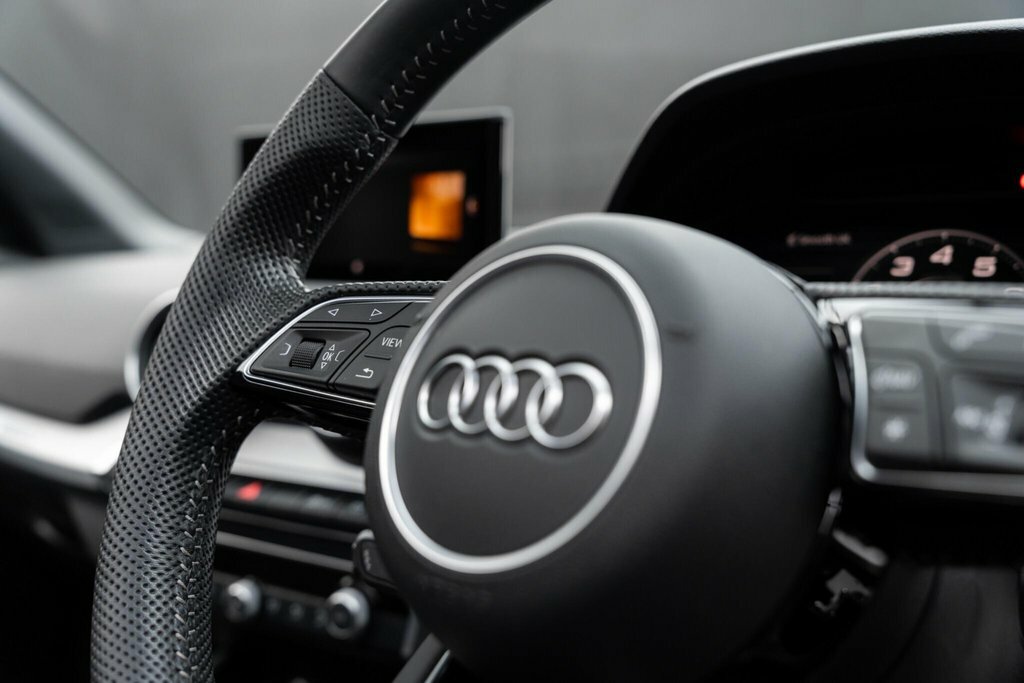 Audi SQ2 2020 20 2.0  #23