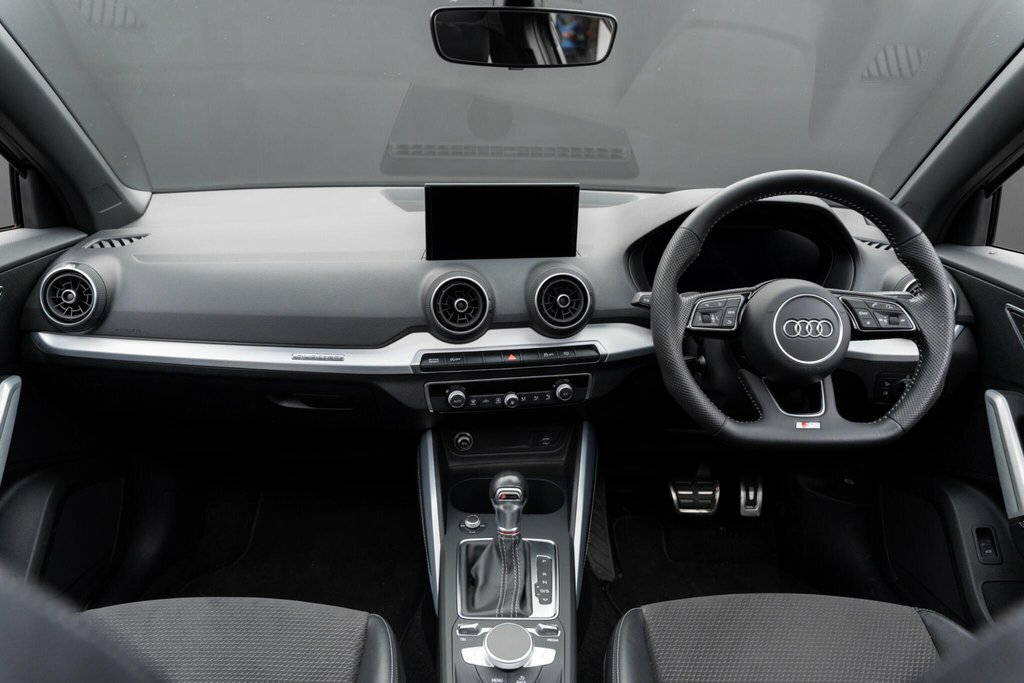 Audi SQ2 2020 20 2.0  #27