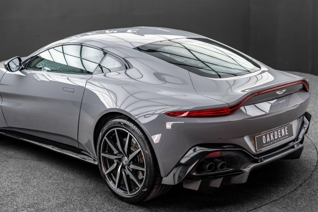 Aston Martin Vantage V8 Silver #12