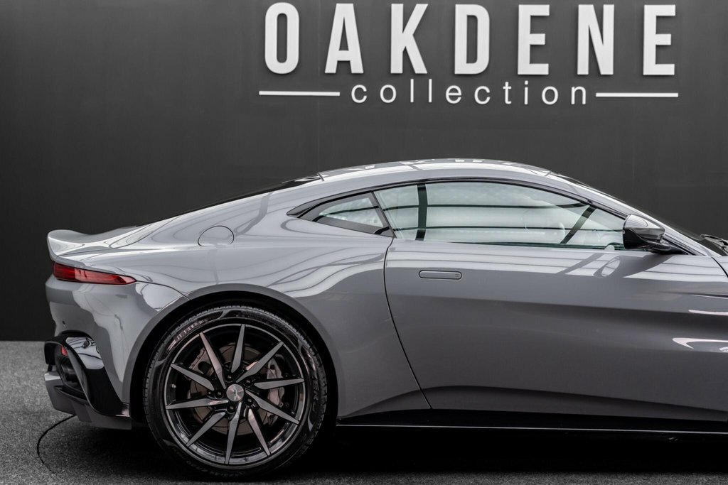 Aston Martin Vantage V8 Silver #40