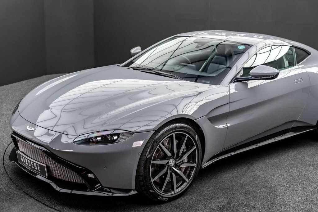 Aston Martin Vantage V8 Silver #10