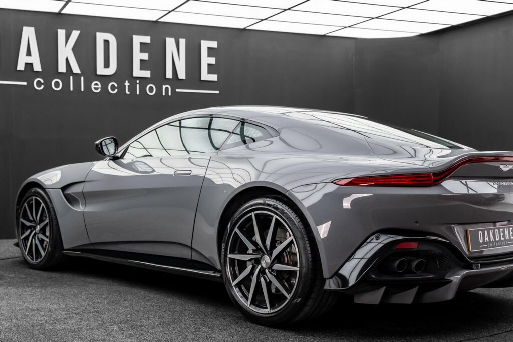 Aston Martin Vantage V8 Silver #22