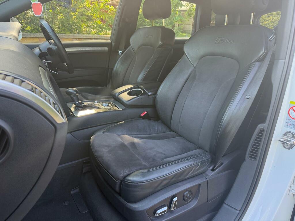 Audi Q7 3.0 Tdi V6 S Line Tiptronic Quattro Euro 5 Ss 5 YA12OFV White #6