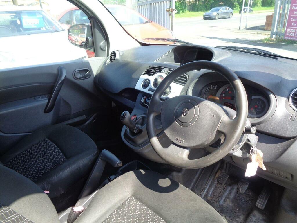 Renault Kangoo Maxi 1.5L Energy 6Dr White #20
