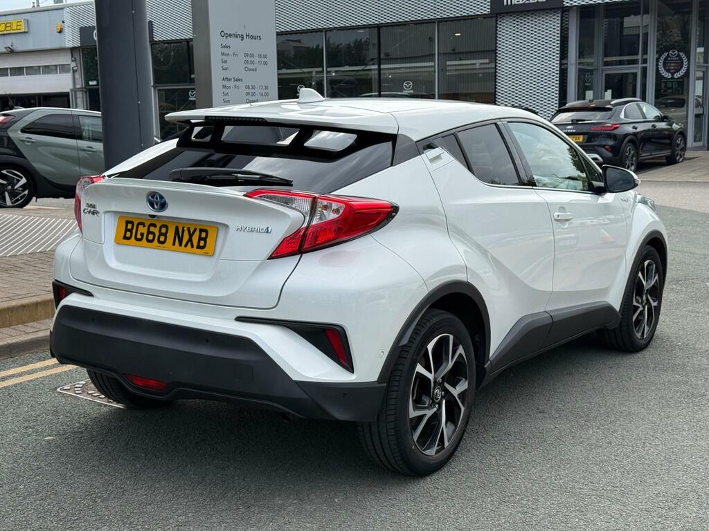 Toyota C-Hr 1.8 Hybrid Design Cvt White #6