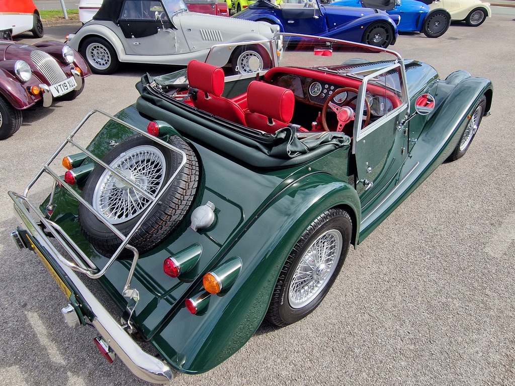 Morgan 4/4 Convertible Green #3