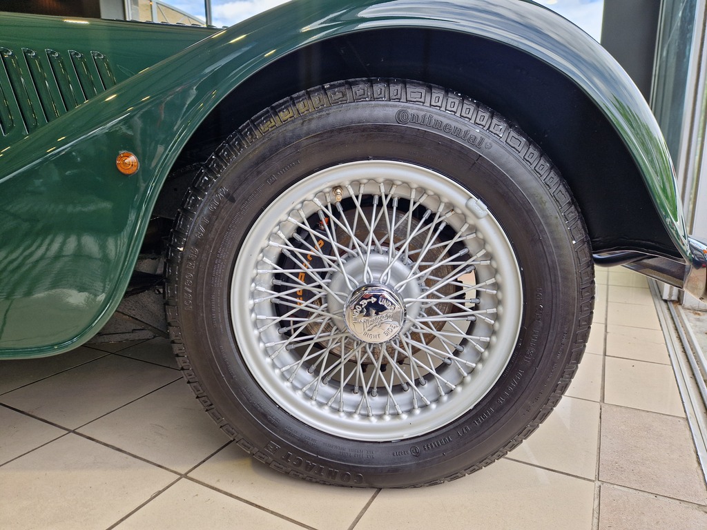 Morgan 4/4 Convertible Green #5