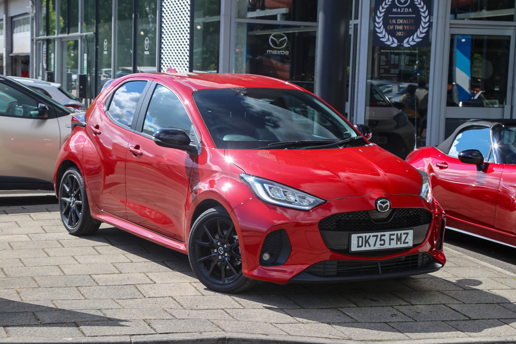 Mazda 2 1.5I Hybrid Homura Cvt Red