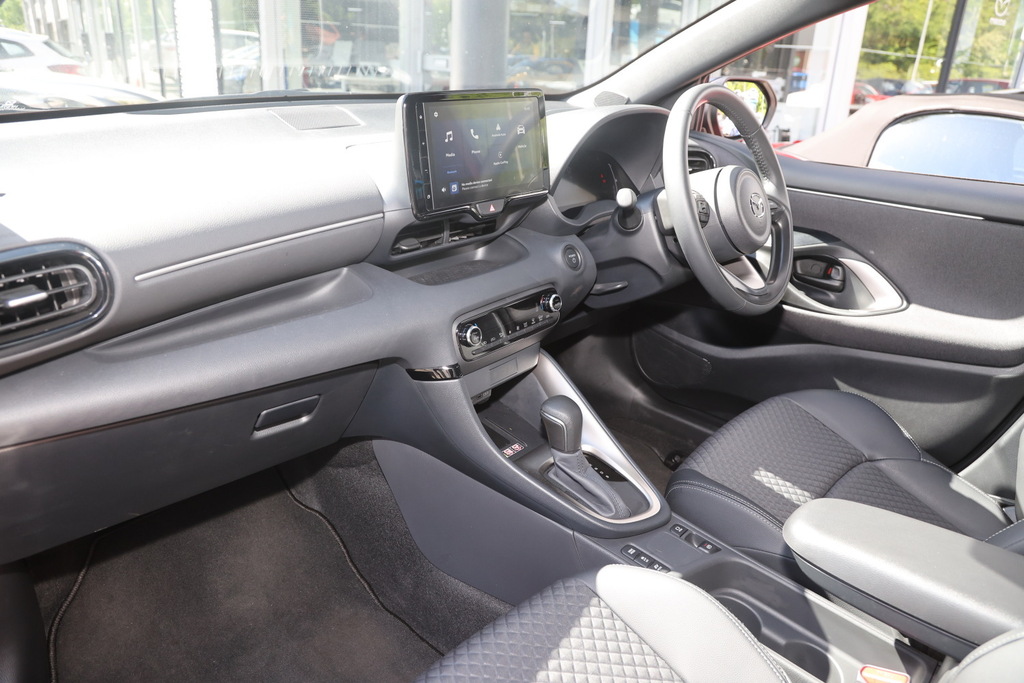 Mazda 2 1.5I Hybrid Homura Cvt DK75FMZ Red #2
