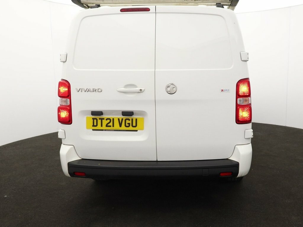 Vauxhall Vivaro 2L Sportive DT21VGU White #6