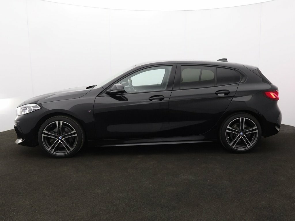 BMW 1 Series 1.5L M Sport YM23BFX Black #4