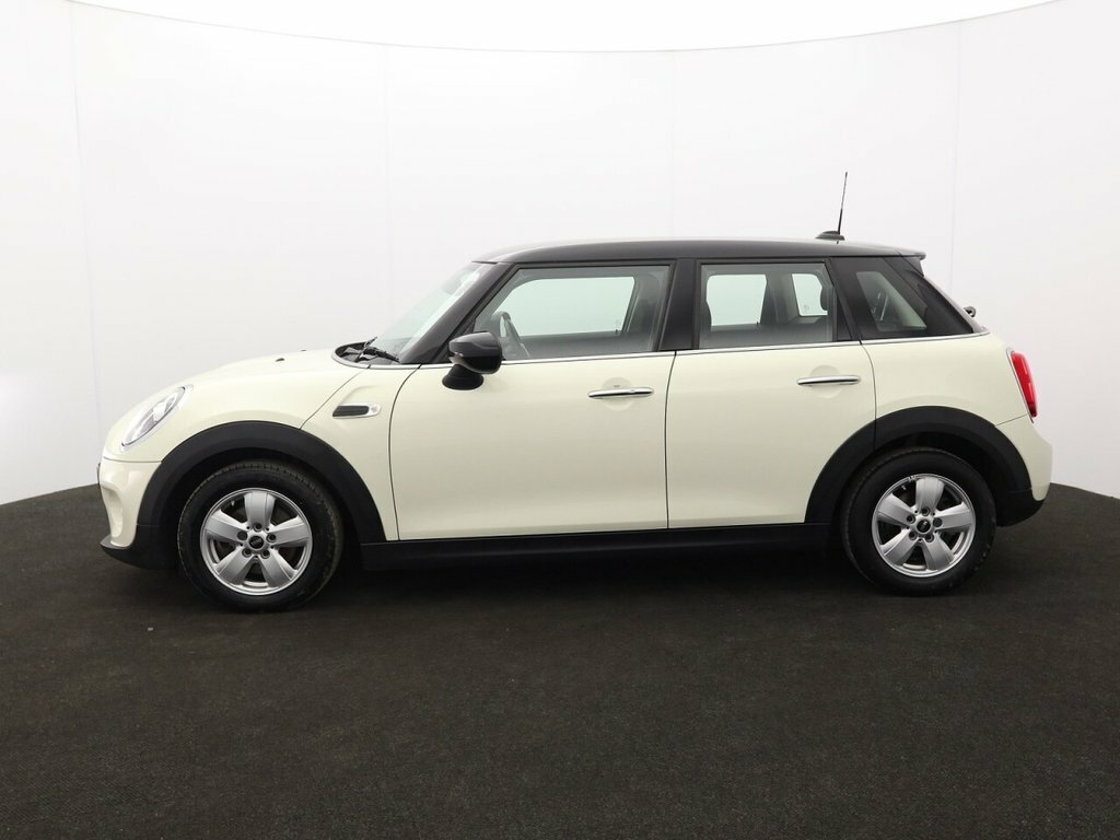 Mini Hatch 1.5L Cooper Classic FL69EGD White #4