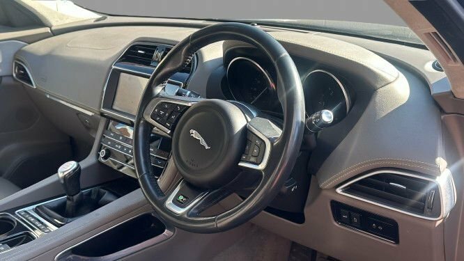Jaguar F-Pace 2L R-sport Black #3
