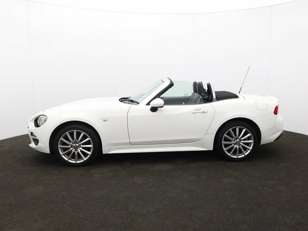 Fiat 124 Spider 1.4L Lusso Plus White #4
