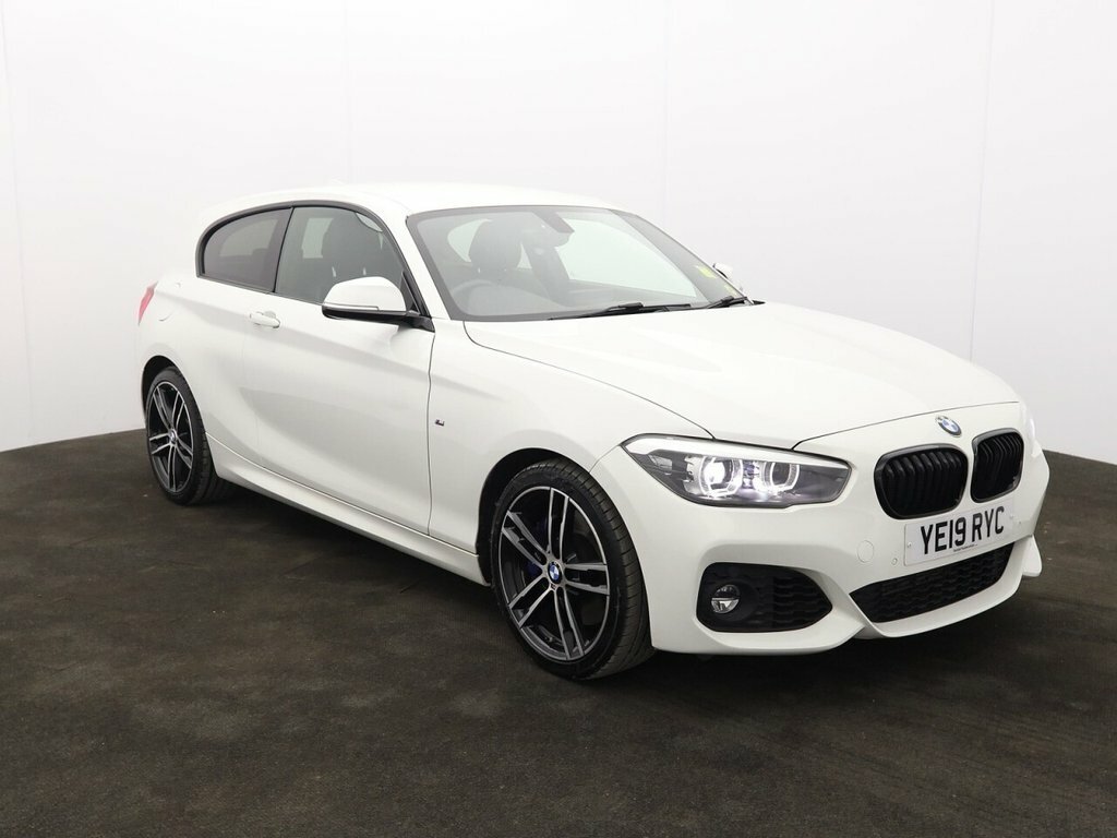 BMW 1 Series 1.5L M Sport Shadow Edition White