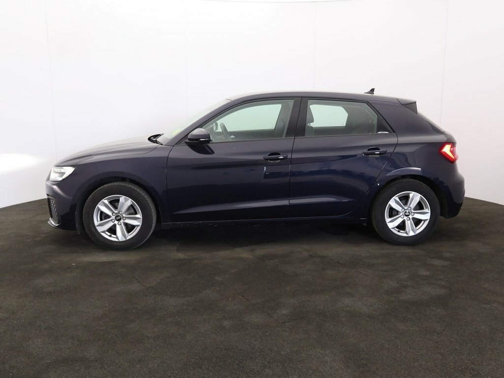 Audi A1 1L Technik LT22HWA Blue #4