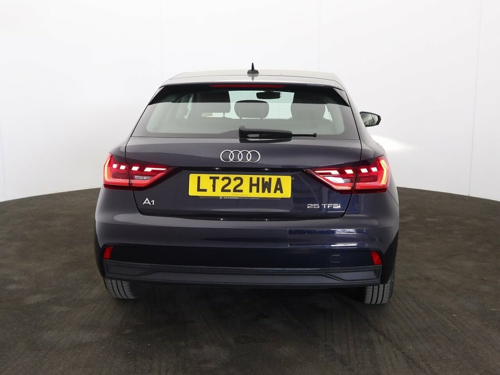 Audi A1 1L Technik LT22HWA Blue #6