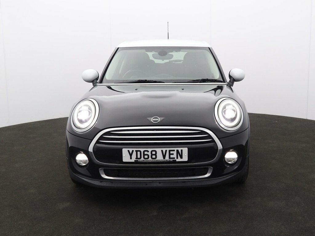 Mini Hatch 1.5L Cooper Exclusive YD68VEN Black #2