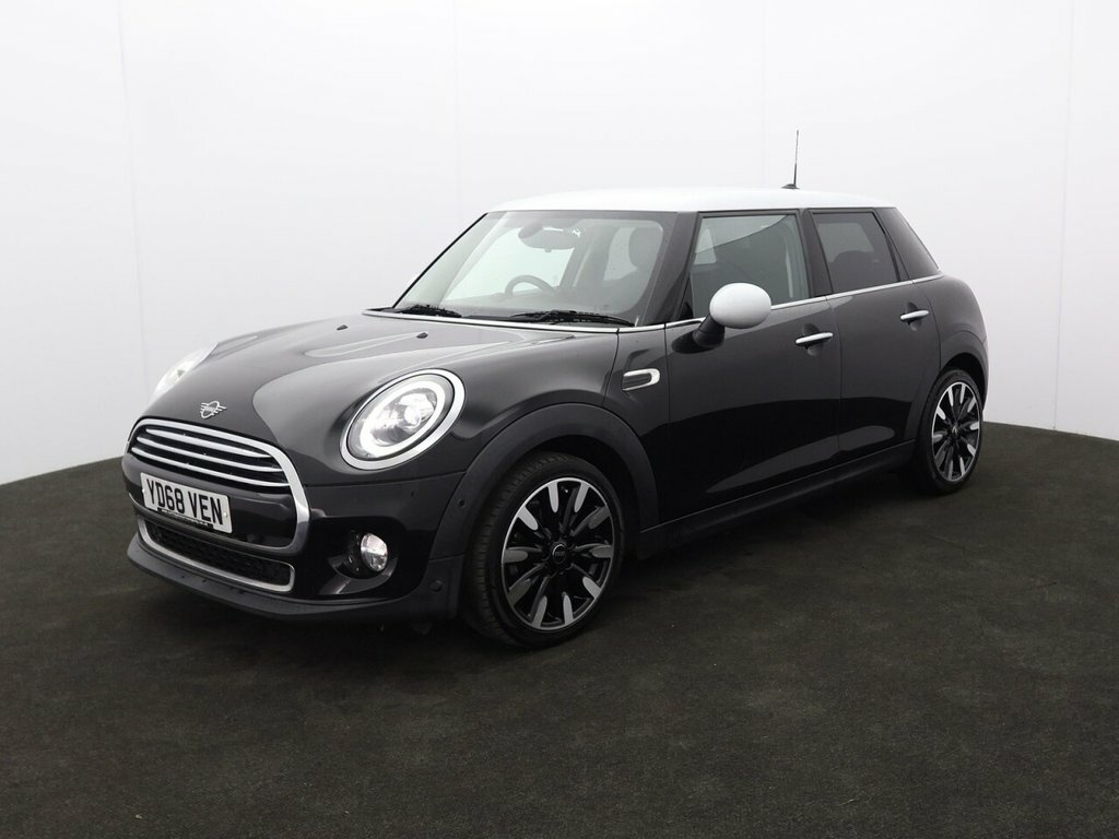Mini Hatch 1.5L Cooper Exclusive YD68VEN Black #3
