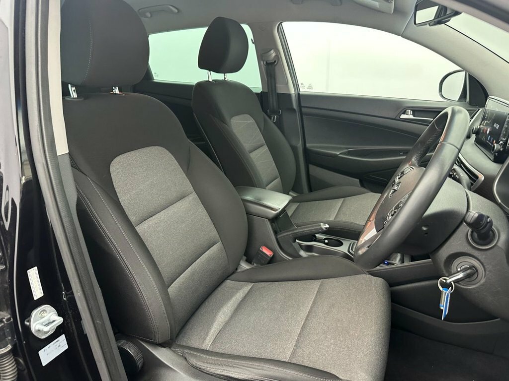 Hyundai Tucson 1.6L Se Nav EU19HFE Black #6