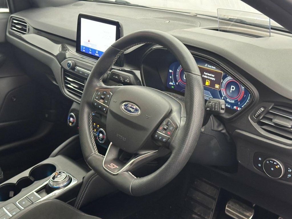 Ford Focus 2L St Grey #5